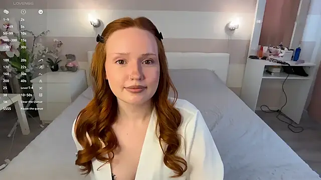 Snapshot of KikiBorn chatting on 8, 5, 2026 KikiBorn online show from 8, 5, 2026