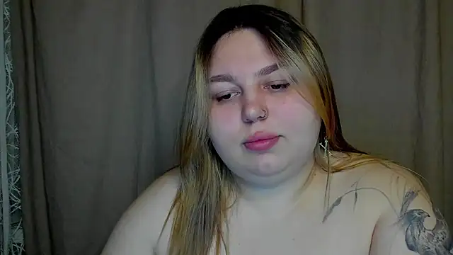 Snapshot of LillyHaigh chatting on 11, 5, 2026 LillyHaigh online show from 11, 5, 2026