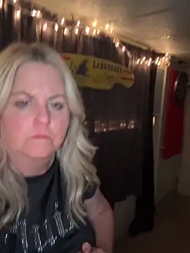 Bruiserboomer2 online show from 15, 5, 2026