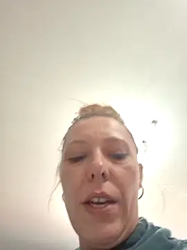 Snapshot of lickybaby26 chatting on 15, 5, 2026 lickybaby26 online show from 15, 5, 2026