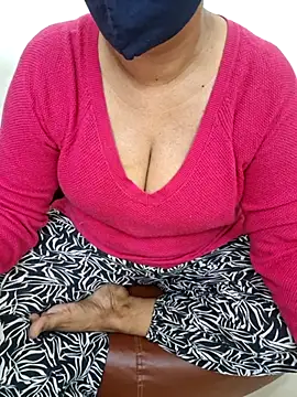 love birds12-3 online show from 26, 6, 2026