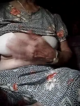 Snapshot of mouth22 chatting on 3, 5, 2026 mouth22 online show from 3, 5, 2026