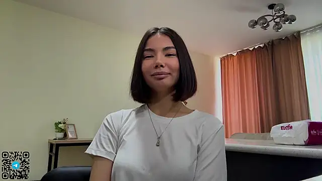 MarylnMonnier online show from 29, 4, 2026