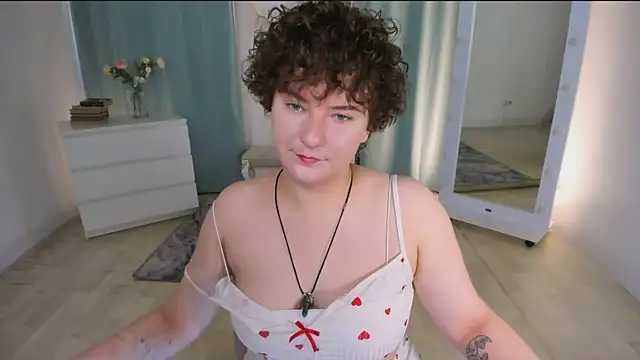 Snapshot of MelittaStorrie chatting on 19, 7, 2026 MelittaStorrie online show from 19, 7, 2026