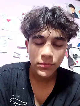 Sempai Moon online show from 4, 5, 2026