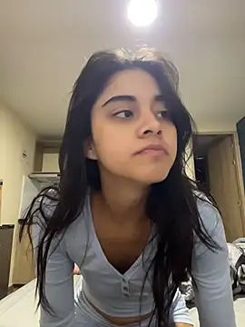 mia moonna online show from 28, 7, 2026