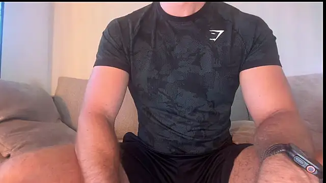 Snapshot of gymshrk chatting on 3, 8, 2026 gymshrk online show from 3, 8, 2026