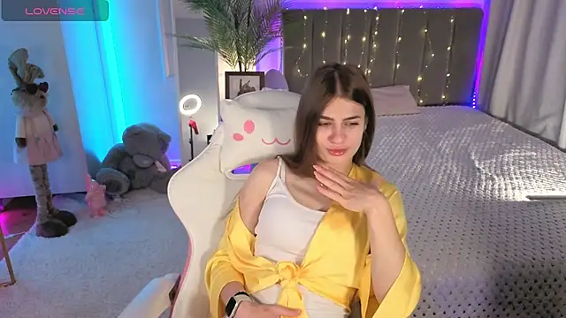 Dayana Mood online show from 2, 6, 2026