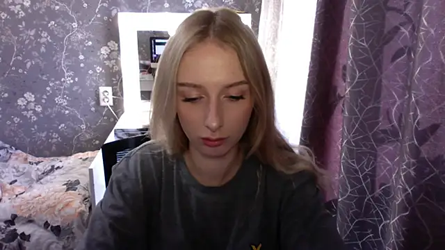 AliceTwinkle online show from 14, 5, 2026