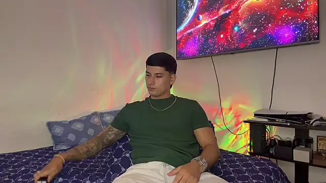 SexxxySquirterStev777 online show from 26, 6, 2026