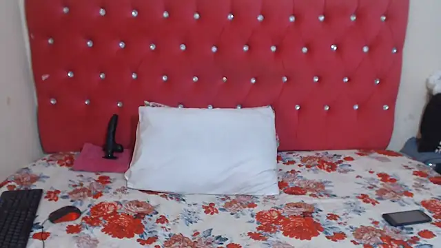 Snapshot of QueensBettyX96 chatting on 16, 6, 2026 QueensBettyX96 online show from 16, 6, 2026
