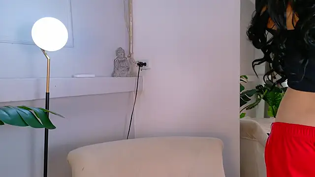 ZoeyPetit online show from 8, 6, 2026