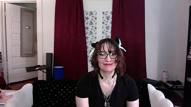 AnnywnBelle online show from 28, 5, 2026