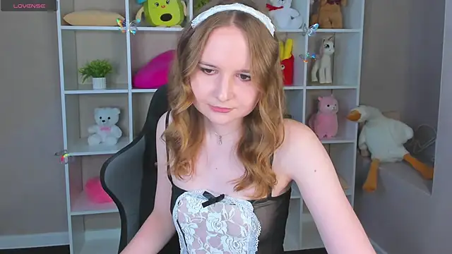 Emmaa Kimm online show from 8, 6, 2026