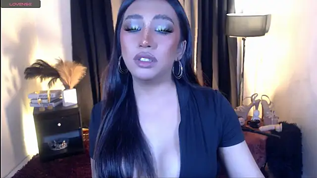Snapshot of LoveMarie69xoxo chatting on 31, 5, 2026 LoveMarie69xoxo online show from 31, 5, 2026