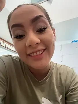 Megann Rousee online show from 13, 6, 2026