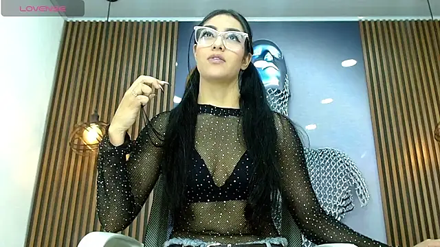 RoxxySweet01 online show from 4, 5, 2026
