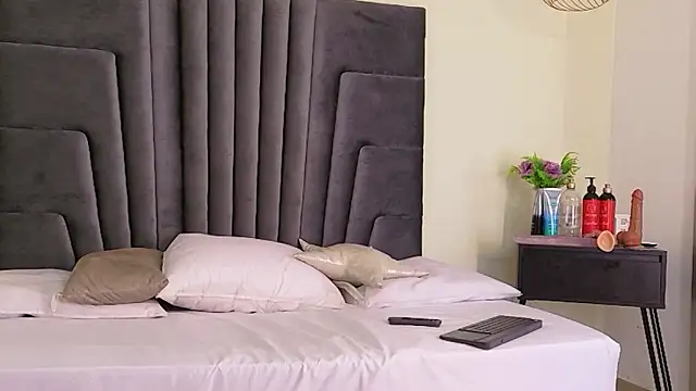 AlannaBlair online show from 21, 5, 2026