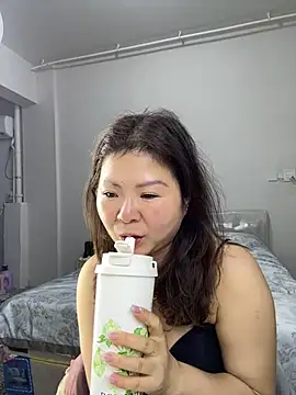 linda51863 online show from 31, 5, 2026