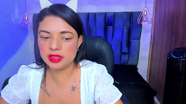 Snapshot of ChloeSmith9 chatting on 19, 5, 2026 ChloeSmith9 online show from 19, 5, 2026