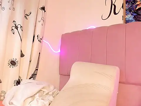 Lilyliv online show from 5, 6, 2026