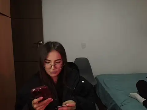 abbyyandmaxx online show from 8, 5, 2026
