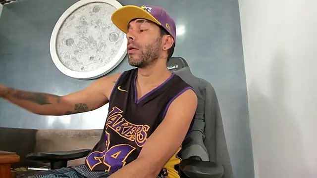 kevin collins76 online show from 29, 4, 2026