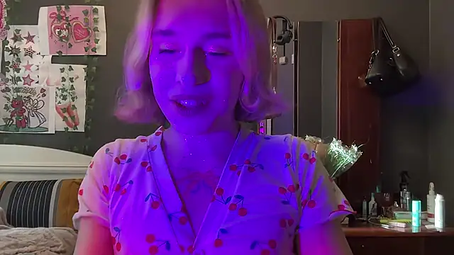 Snapshot of Miss_Amy00 chatting on 21, 6, 2026 Miss Amy00 online show from 21, 6, 2026