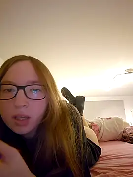 Freaky-Doll online show from 14, 7, 2026