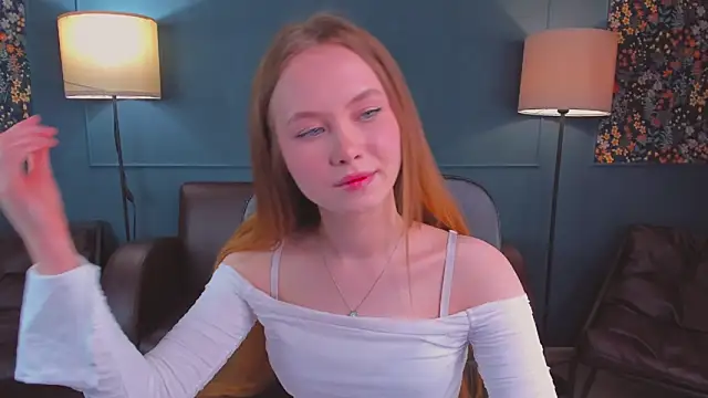 FloraLarsson online show from 3, 5, 2026