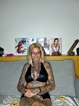 Sarah-Daniels online show from 30, 4, 2026