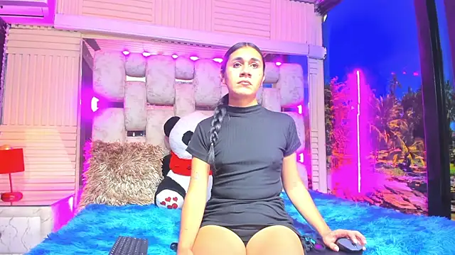 Snapshot of MahiaraHot chatting on 12, 6, 2026 MahiaraHot online show from 12, 6, 2026