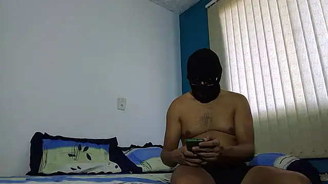 DuoCalienteshow69 online show from 2, 7, 2026