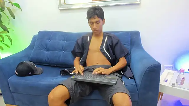 Snapshot of Zane_Belville chatting on 10, 5, 2026 Zane Belville online show from 10, 5, 2026