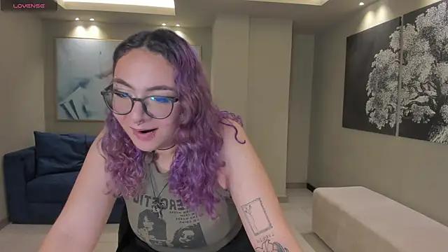 LoiseHarper online show from 9, 5, 2026