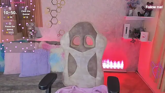 mia smoke  online show from 3, 7, 2026