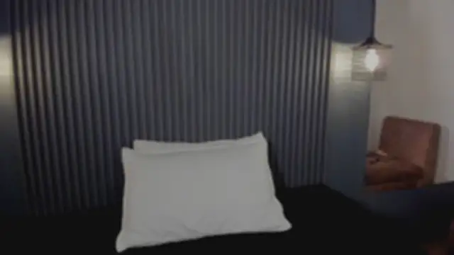 Laurent Milf online show from 7, 5, 2026