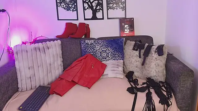 Angelabrowm online show from 21, 5, 2026