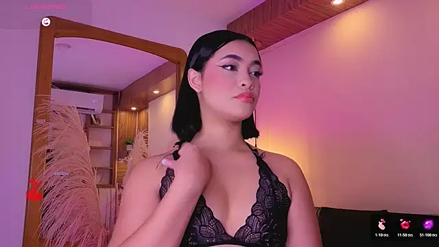 Snapshot of Chloe_monroee chatting on 30, 5, 2026 Chloe monroee online show from 30, 5, 2026