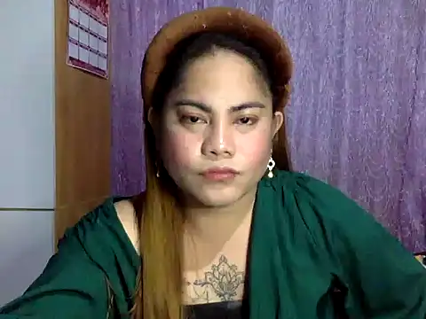 Snapshot of Lucy69-S chatting on 5, 5, 2026 Lucy69-S online show from 5, 5, 2026