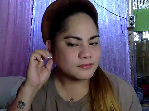 Snapshot of Lucy69-S chatting on 14, 5, 2026 Lucy69-S online show from 14, 5, 2026