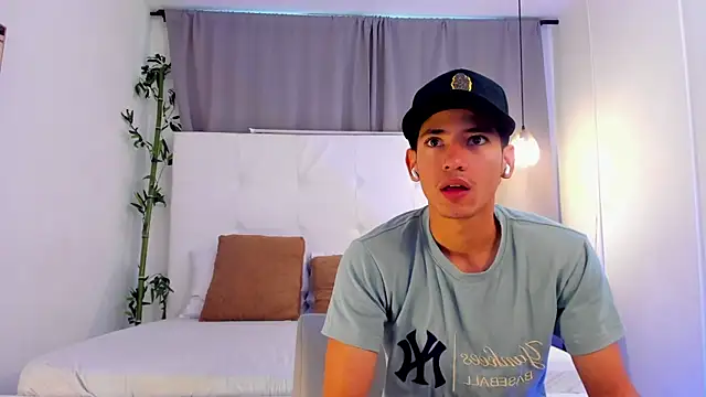 Alejo-and-Thiago online show from 23, 6, 2026