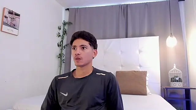 Alejo-and-Thiago online show from 13, 7, 2026
