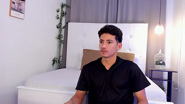Alejo-and-Thiago online show from 22, 7, 2026