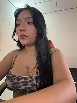 EmiLaurent online show from 1, 6, 2026