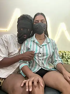 Snapshot of MUSKANHOTCOUPLE chatting on 11, 5, 2026 MUSKANHOTCOUPLE online show from 11, 5, 2026