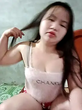 Snapshot of Lily_Henry chatting on 9, 5, 2026 Lily Henry online show from 9, 5, 2026