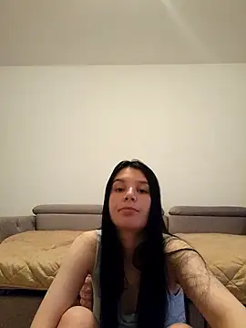 EMILLYREED11 online show from 6, 5, 2026