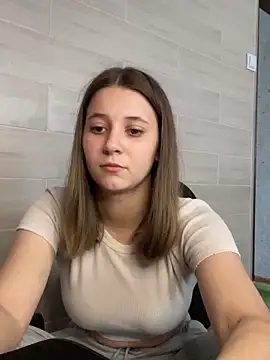 Blossom Emily online show from 13, 5, 2026