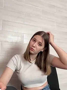 Blossom Emily online show from 15, 5, 2026